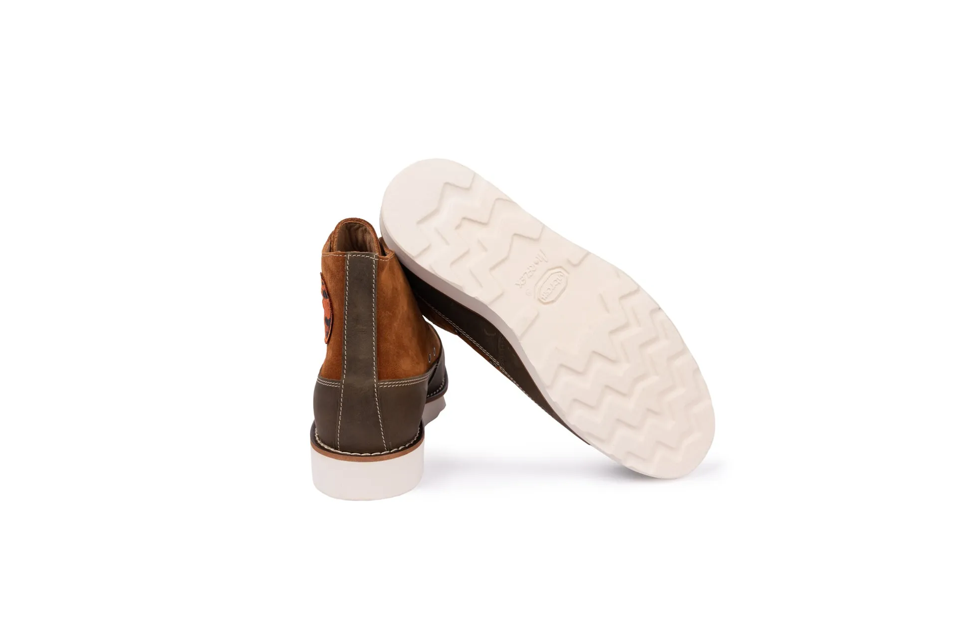 B-ROCKET 03 Cammello